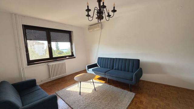 Stan, Dvoiposoban, Izdavanje, 75m2, Tadeuša Košćuška