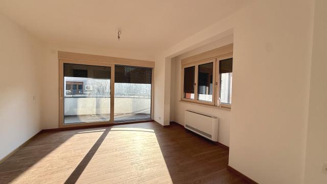 Stan, četvorosoban, Prodaja, 89m2, Stojana Protića