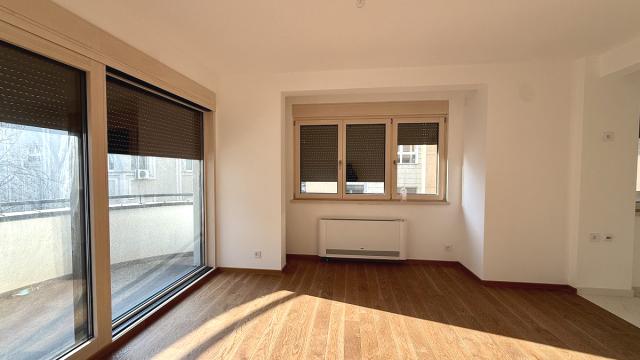 Stan, četvorosoban, Prodaja, 89m2, Stojana Protića