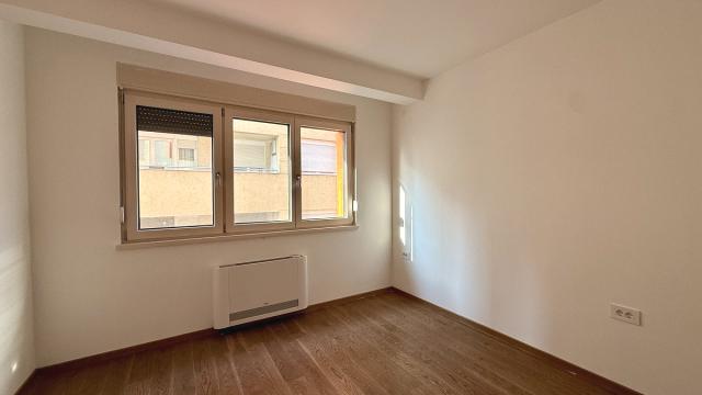 Stan, četvorosoban, Prodaja, 89m2, Stojana Protića