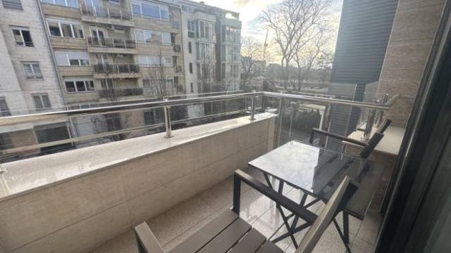 Stan, Dvosoban, Izdavanje, 72m2, Mome Kapora