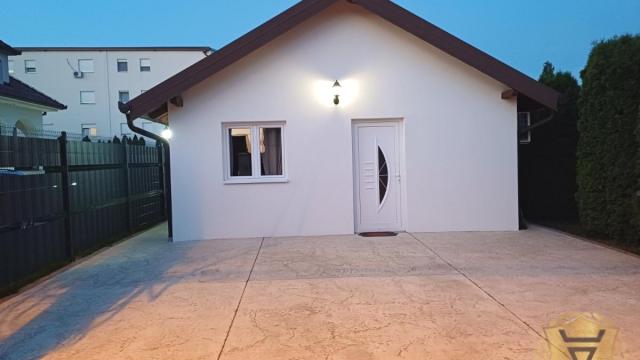 Kuća, Trosoban, Izdavanje, 110m2, Ledine, Novi Beograd, Bobija Fišera