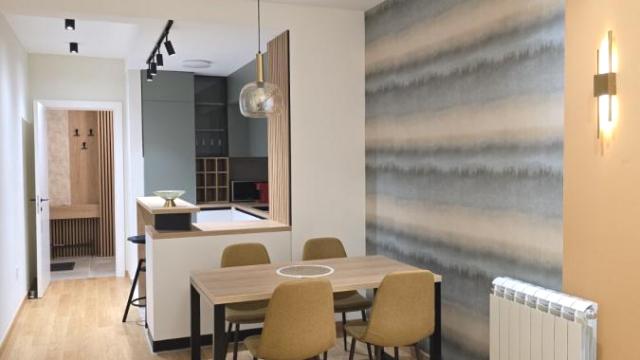 Stan, Dvosoban, Izdavanje, 52m2, Hadžipopovac, Palilula, Primorska