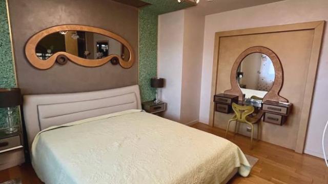 Stan, četvorosoban, Izdavanje, 174m2, Uroša Martinovića