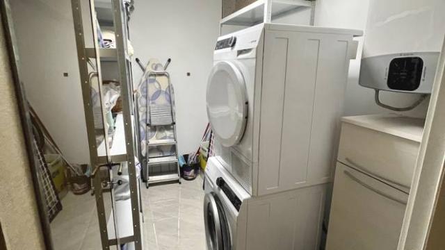 Stan, četvorosoban, Izdavanje, 174m2, Uroša Martinovića