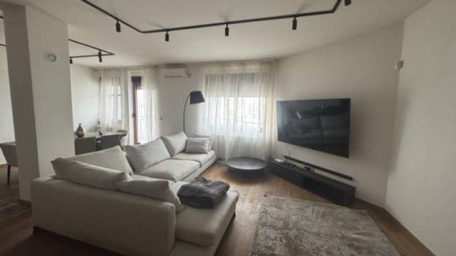 Stan, Trosoban, Izdavanje, 110m2, Kumanovska