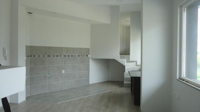 Poslovni prostor, četvorosoban, Izdavanje, 458m2, Bulevar potpukovnika Gorana Ostojića