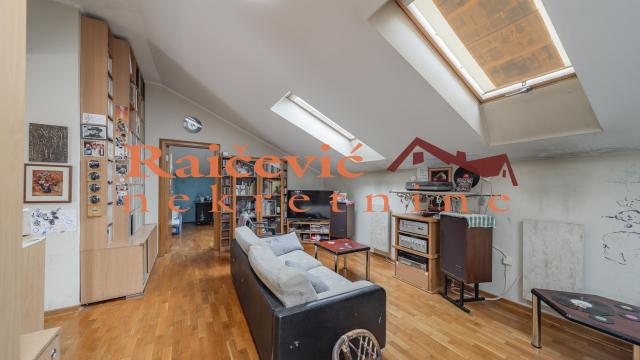 Stan, četvorosoban, Prodaja, 160m2, Profesorska kolonija, Palilula, Osmana Djikica