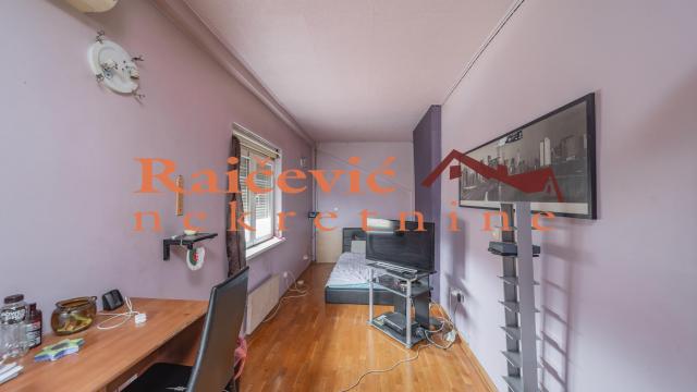 Stan, četvorosoban, Prodaja, 160m2, Profesorska kolonija, Palilula, Osmana Djikica