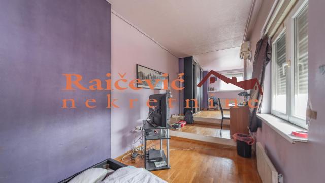 Stan, četvorosoban, Prodaja, 160m2, Profesorska kolonija, Palilula, Osmana Djikica