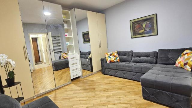 Stan, Jednoiposoban, Prodaja, 43m2, Braće Jerković, Voždovac, Meštrovićeva