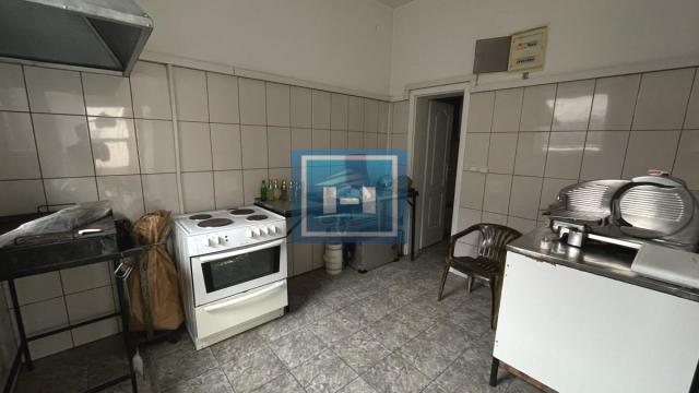 Poslovni prostor, Izdavanje, 140m2, Centar, Gradska lokacija, Ćuprija