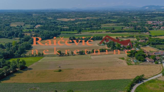 Plac, Prodaja, 16400m2, Mladenovac selo, Mladenovac, Mihaila Badzaka