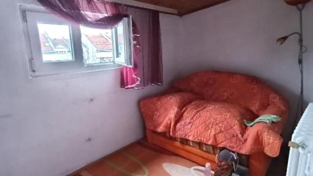 Stan, Troiposoban, Prodaja, 71m2, Sremčica, Čukarica, Sare Bernar