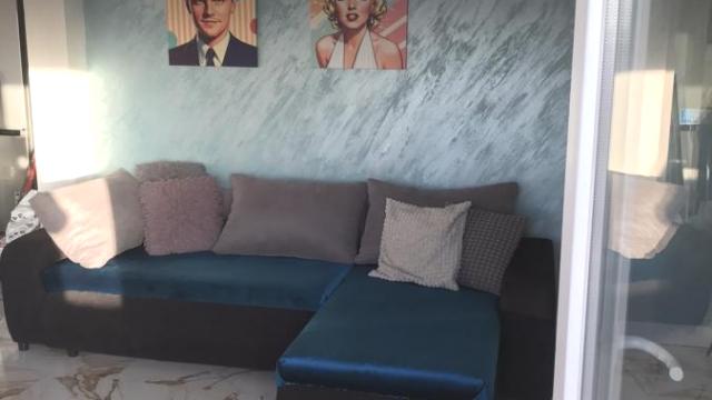 Stan, četvorosoban, Izdavanje, 100m2, Ledine, Novi Beograd, Rene Magrita