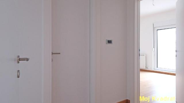 Stan, Trosoban, Prodaja, 94m2, Voždovačka crkva, Voždovac, Bože Jankovića