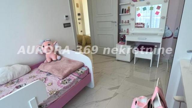 Stan, Trosoban, Izdavanje, 100m2, Tatarsko brdo, Petrovaradin, Novi Sad