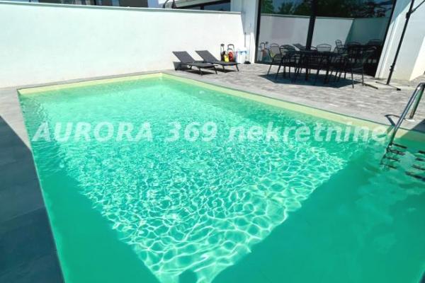 izdavanje, kuca,
tatarsko-brdo-petrovaradin-novi-sad, 1038230, trosoban