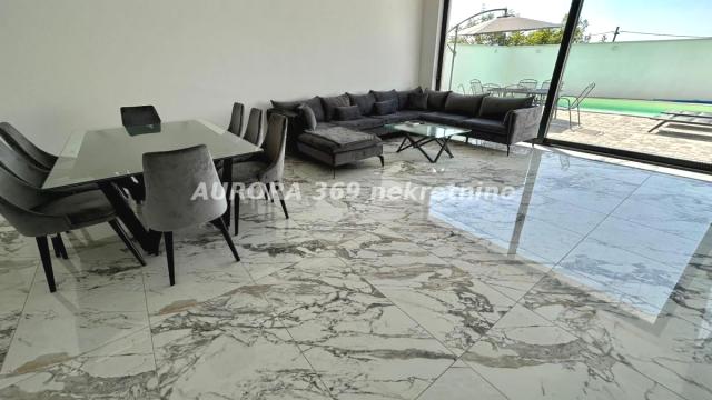 Kuća, Trosoban, Izdavanje, 180m2, Tatarsko brdo, Petrovaradin, Novi Sad