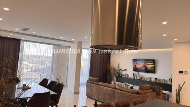 Kuća, Petosoban, Prodaja, 235m2, Tatarsko brdo, Petrovaradin, Novi Sad