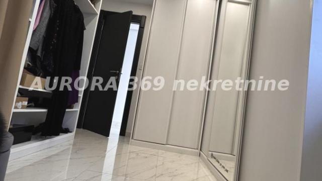 Kuća, Petosoban, Prodaja, 235m2, Tatarsko brdo, Petrovaradin, Novi Sad