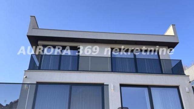 Kuća, Petosoban, Prodaja, 235m2, Tatarsko brdo, Petrovaradin, Novi Sad