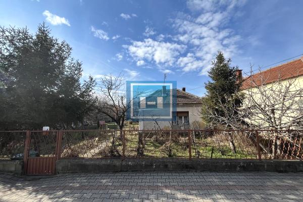 prodaja, kuca,
paracin, 627650, kuca