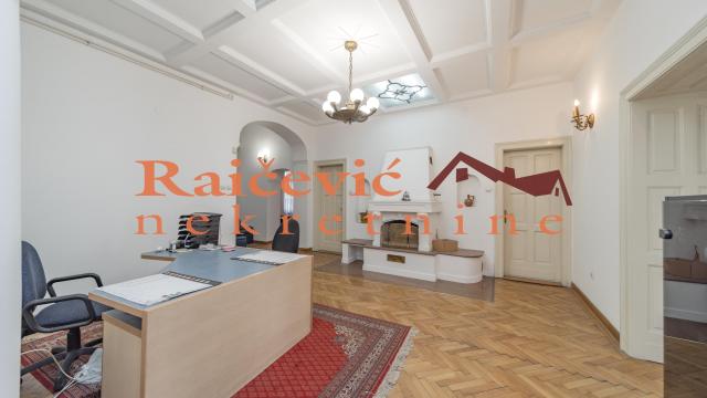 Stan, Prodaja, 203m2, Centar, Savski venac, Kneza Milosa