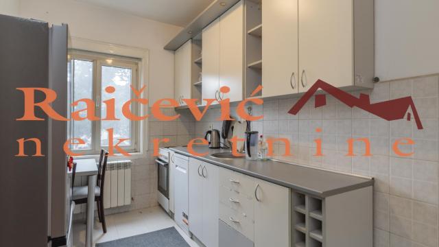 Stan, Trosoban, Prodaja, 68m2, Kalenić pijaca, Vračar, Molerova