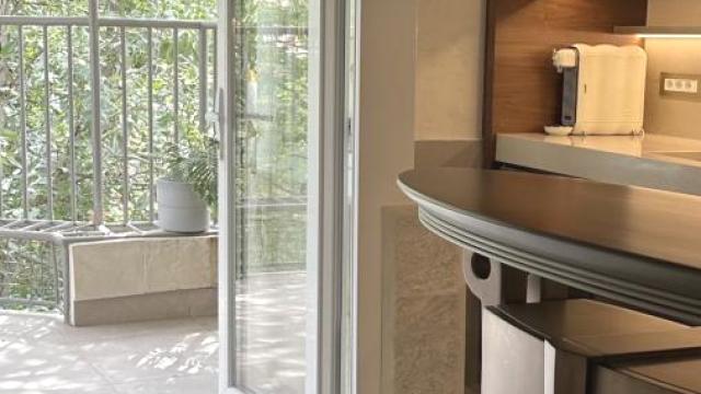 Stan, četvoroiposoban, Izdavanje, 197m2, Banovo brdo, Čukarica, Požeška