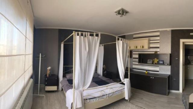 Stan, Jednoiposoban, Izdavanje, 34m2, Slavija, Vračar, Beogradska