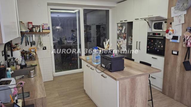 Kuća, četvorosoban, Prodaja, 80m2, Sremska Kamenica, Petrovaradin, Novi Sad