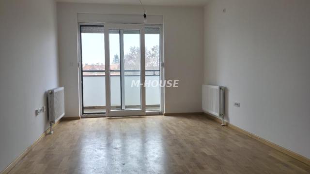 Stan, Dvoiposoban, Prodaja, 72m2, Venac, Gradska lokacija, Sombor
