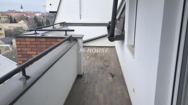 Stan, Dvoiposoban, Prodaja, 72m2, Venac, Gradska lokacija, Sombor