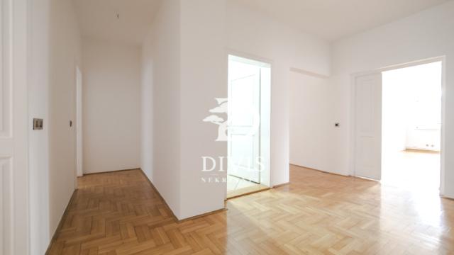 Kuća, Petosoban i veći, Izdavanje, 480m2, Bulevar oslobođenja