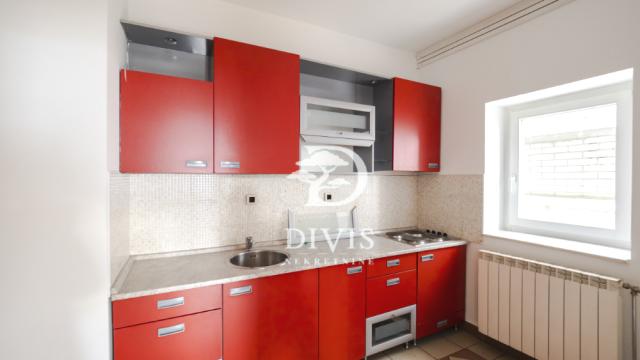 Kuća, Petosoban i veći, Izdavanje, 480m2, Bulevar oslobođenja