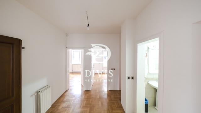 Kuća, Petosoban i veći, Izdavanje, 480m2, Bulevar oslobođenja