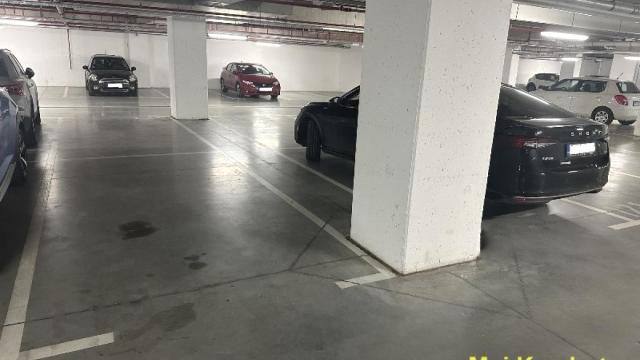 Poslovni prostor, Prodaja, 13m2, Karaburma, Palilula, Višnjička