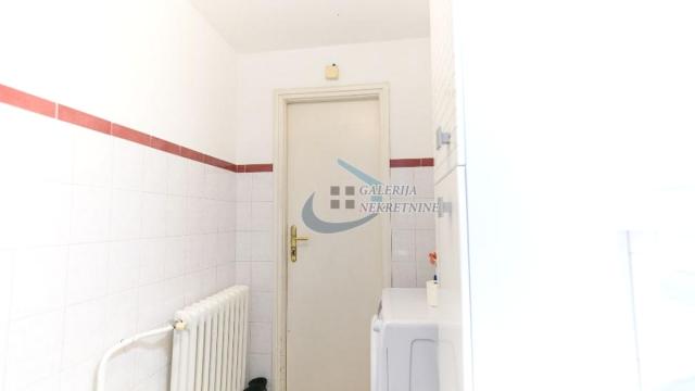 Stan, Petosoban, Izdavanje, 107m2, Dedinje, Savski venac, Alekse Bačvanskog