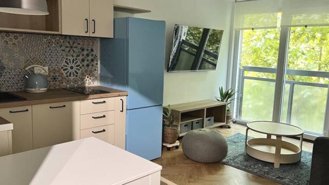 Stan, Dvosoban, Izdavanje, 33m2, 27.Marta