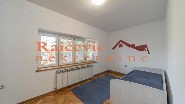 Stan, Trosoban, Izdavanje, 89m2, Višnjica, Palilula, Isaka Njutna