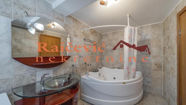 Stan, Trosoban, Izdavanje, 89m2, Višnjica, Palilula, Isaka Njutna