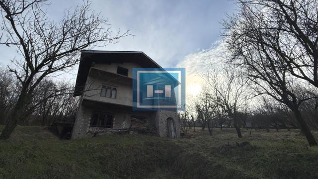 Kuća, Prodaja, 230m2, Djurdjevo brdo, Gradska lokacija, Jagodina