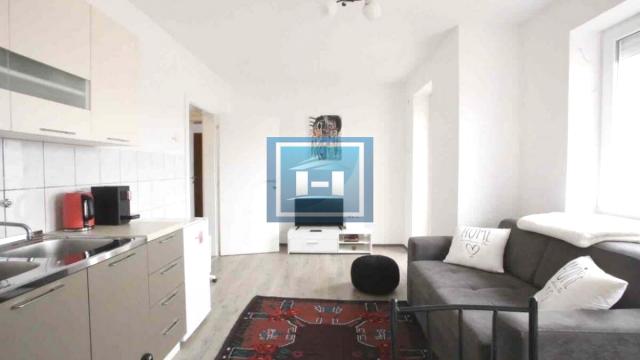 Stan, Dvosoban, Izdavanje, 42m2, Gloždak, Gradska lokacija, Paraćin