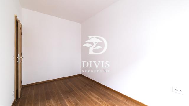 Stan, Troiposoban, Prodaja, 71m2, Stojana Protića