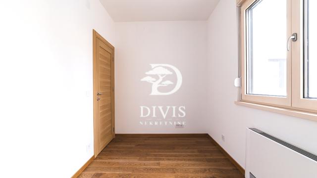 Stan, Troiposoban, Prodaja, 71m2, Stojana Protića