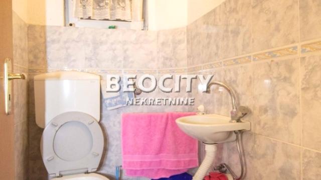 Kuća, Petosoban, Prodaja, 253m2, Krnjača, Palilula, Zrenjaninski put