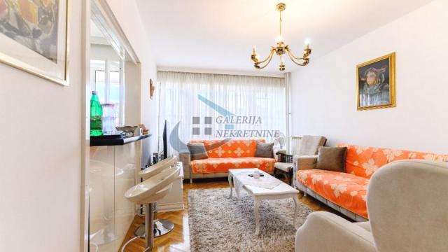 Stan, Dvosoban, Prodaja, 67m2, Blok 70 (kineski tržni centar), Novi Beograd, Jurija Gagarina