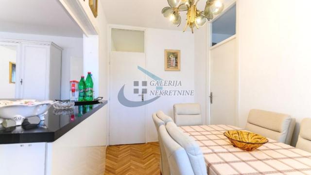 Stan, Dvosoban, Prodaja, 67m2, Blok 70 (kineski tržni centar), Novi Beograd, Jurija Gagarina