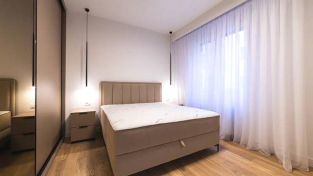 Stan, četvorosoban, Izdavanje, 140m2, Loznička